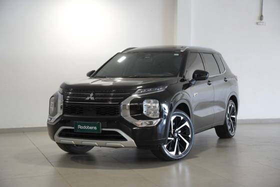 MITSUBISHI OUTLANDER 2.4 PHEV SIGNATURE S-AWC DHT MITSUBISHI OUTLANDER 2.4 PHEV SIGNATURE S-AWC DHT